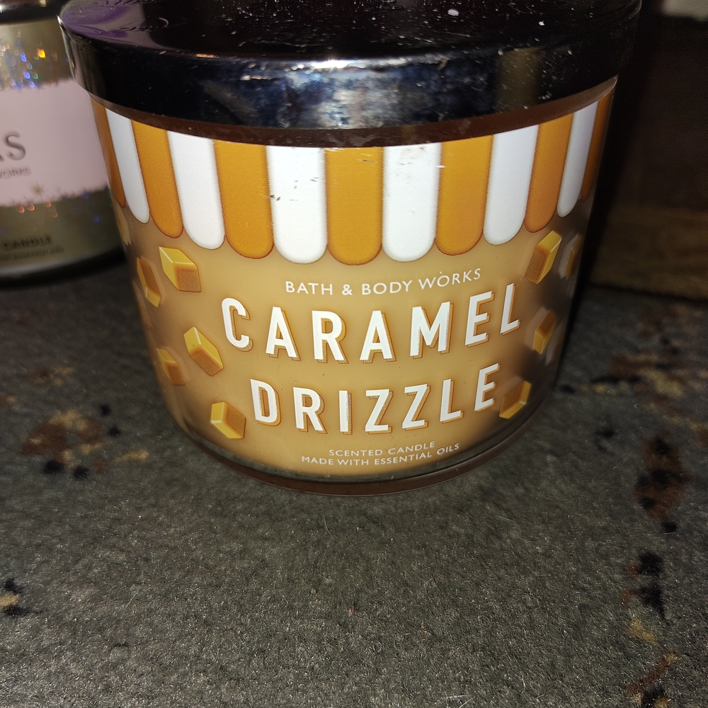 Bath & Body Works Caramel Drizzle Candle